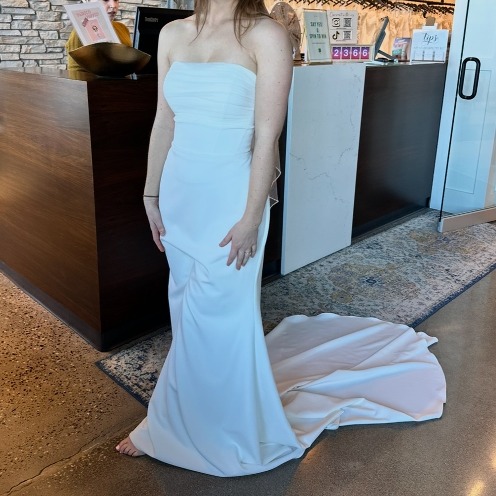 Wilderly Hawthorn Wedding Gown